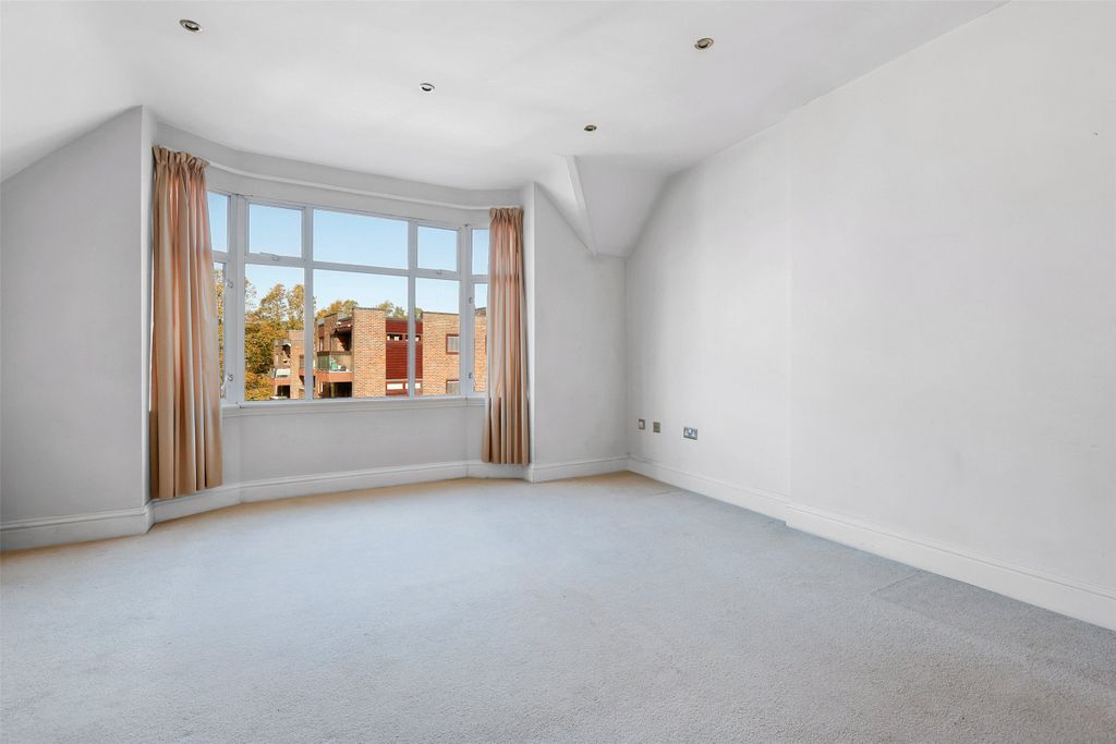 Property photo 2 of 11 Picture No. 08