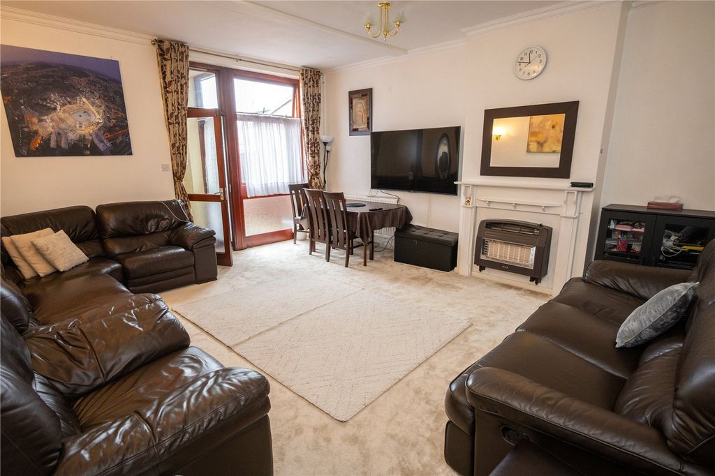 Property photo 2 of 20 Picture No. 22