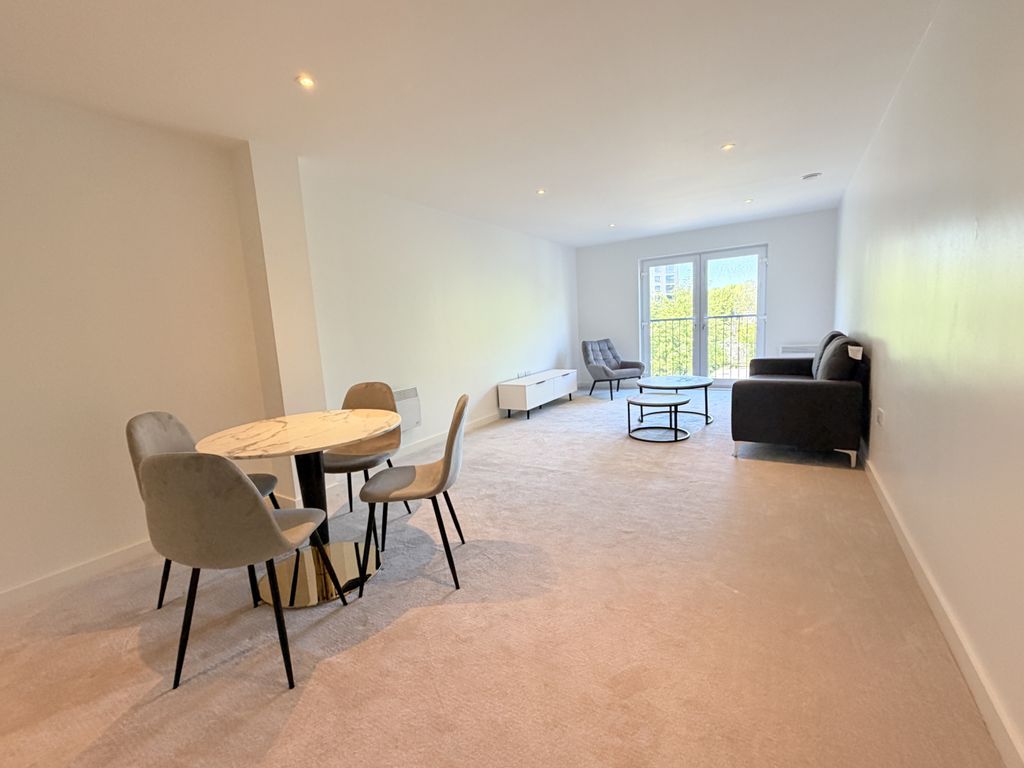 Property photo 2 of 8 Gallery