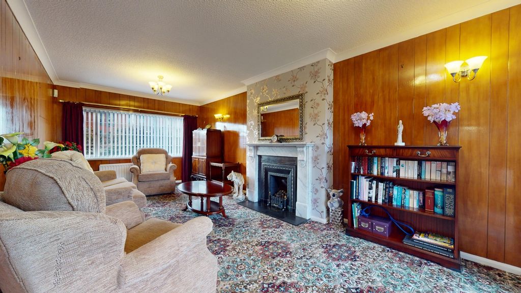 Property photo 1 of 33 4570461