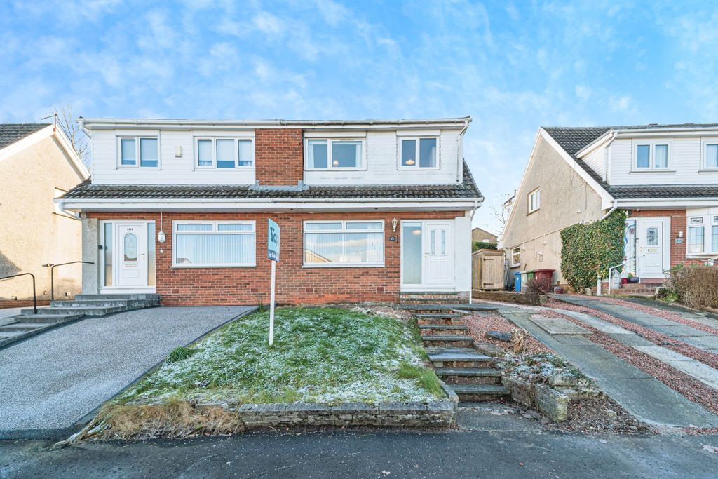 Property photo 2 of 18 External