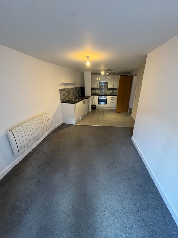 Property photo 2 of 9