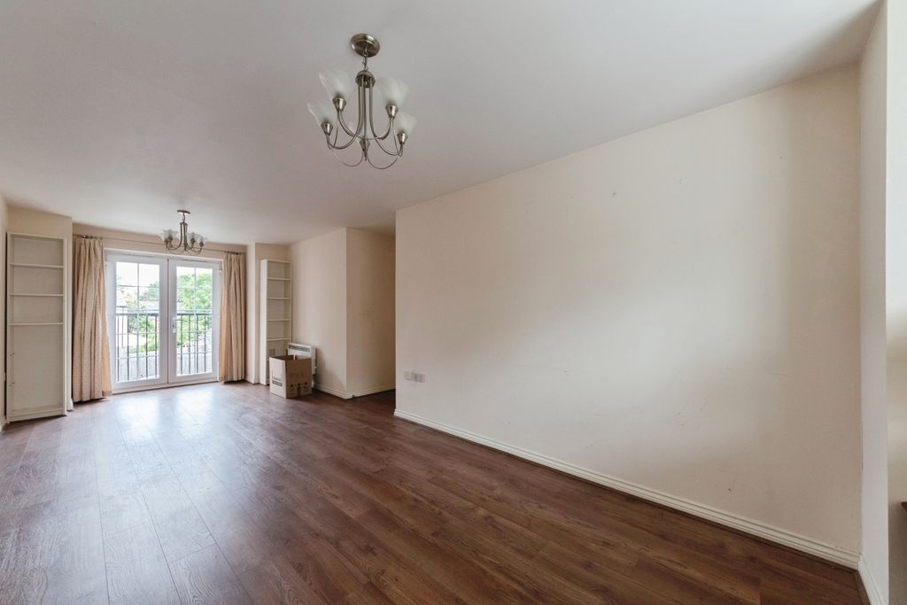 Property photo 2 of 8 Pbox-Img.Jpg
