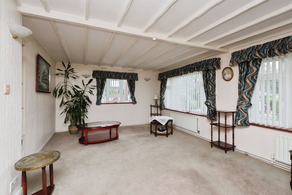 Property photo 2 of 24