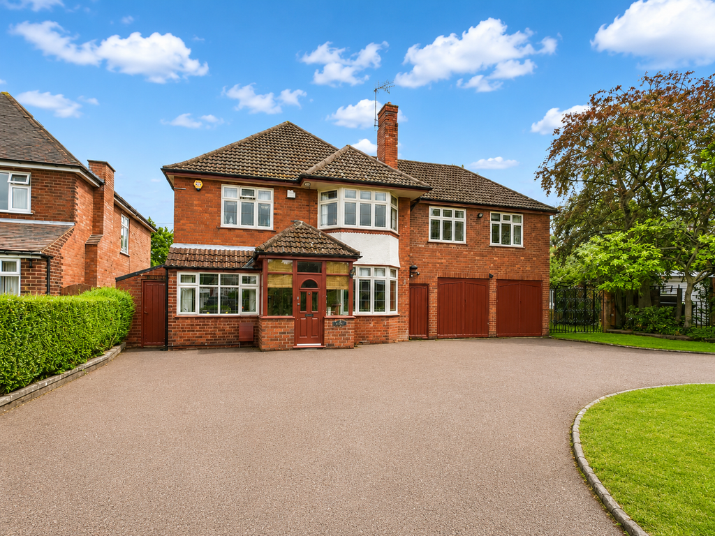 Property photo 2 of 44