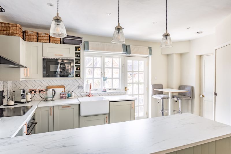 Property photo 3 of 36 Photo 57