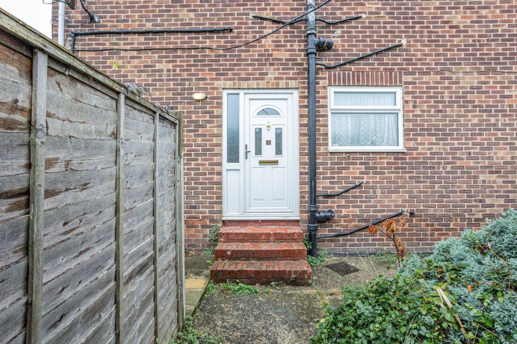 Property photo 1 of 9 Picture No. 13