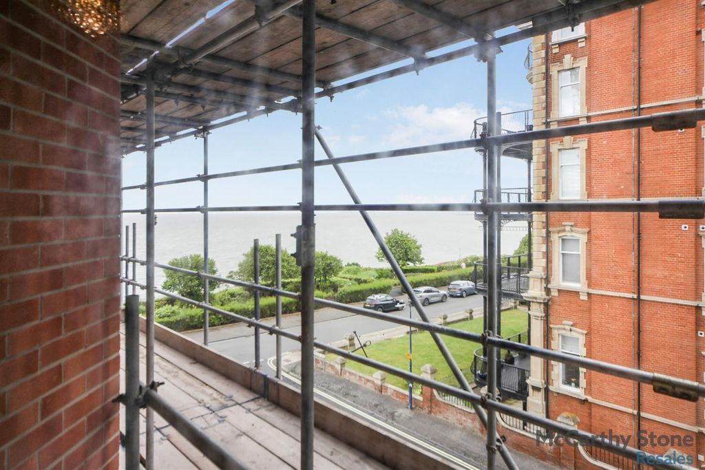Additional image 19 of 2 bed flat for salePavilion Court, Hamilton Gardens, Felixstowe IP11