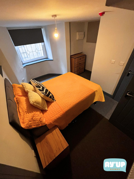 Property photo 2 of 8