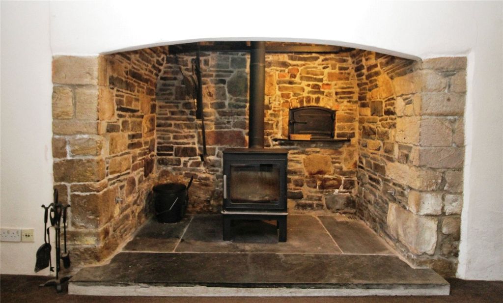 Property photo 3 of 12 Picture No. 30