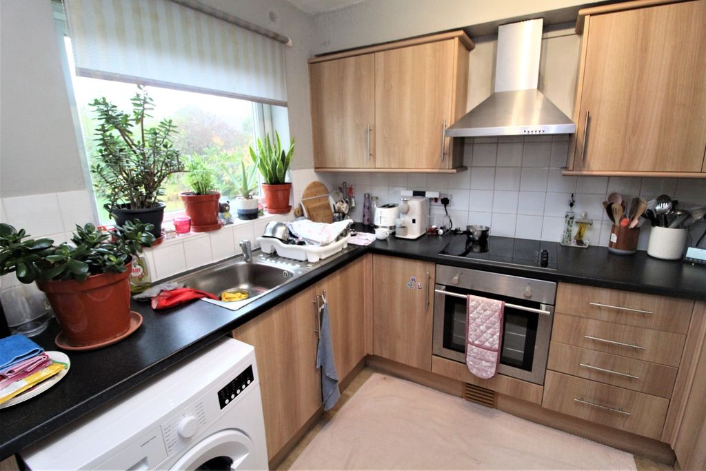 Property photo 3 of 5 1945282