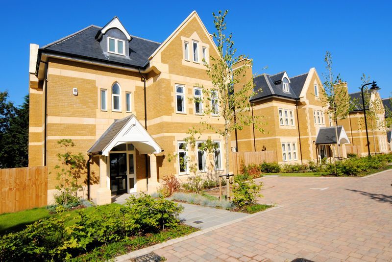 Property photo 1 of 16 Photo 17