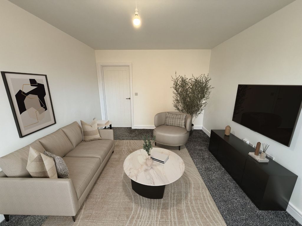 Property photo 2 of 13 5091661