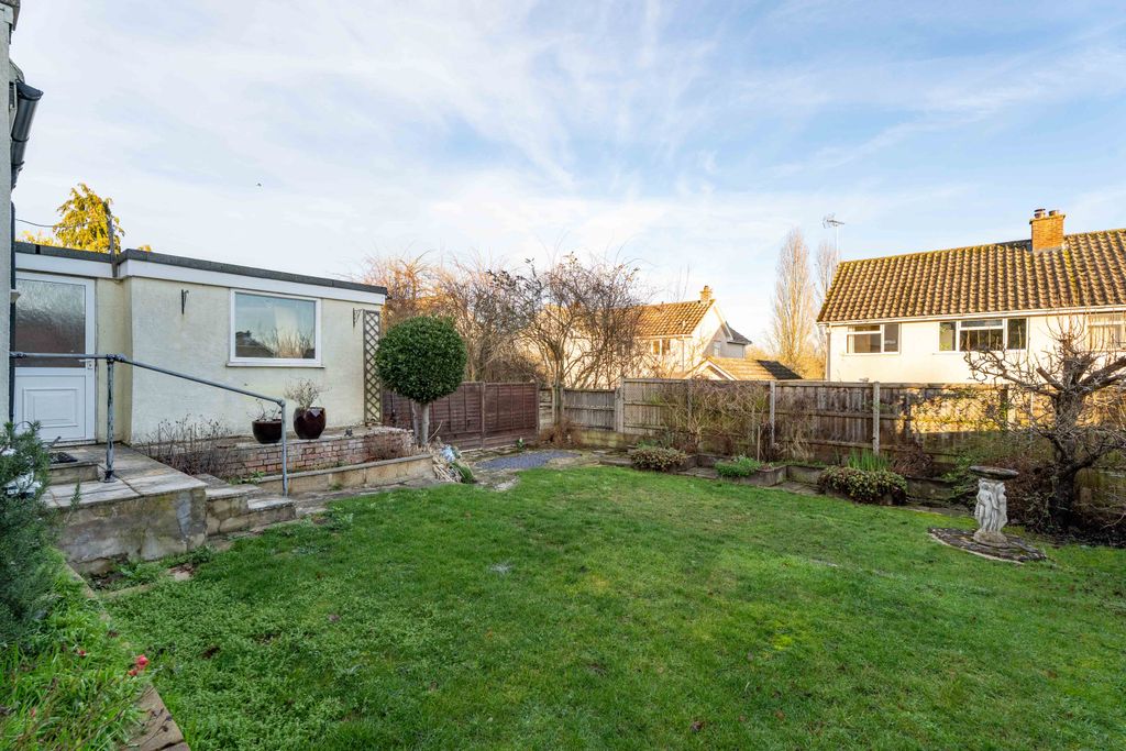 Property photo 2 of 15