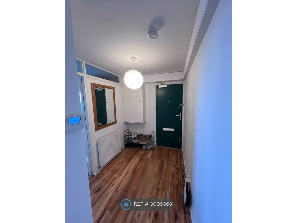 Property photo 3 of 28
