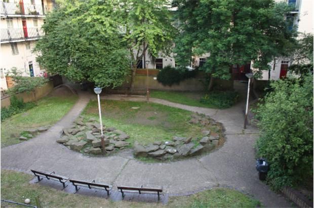 Property photo 2 of 23