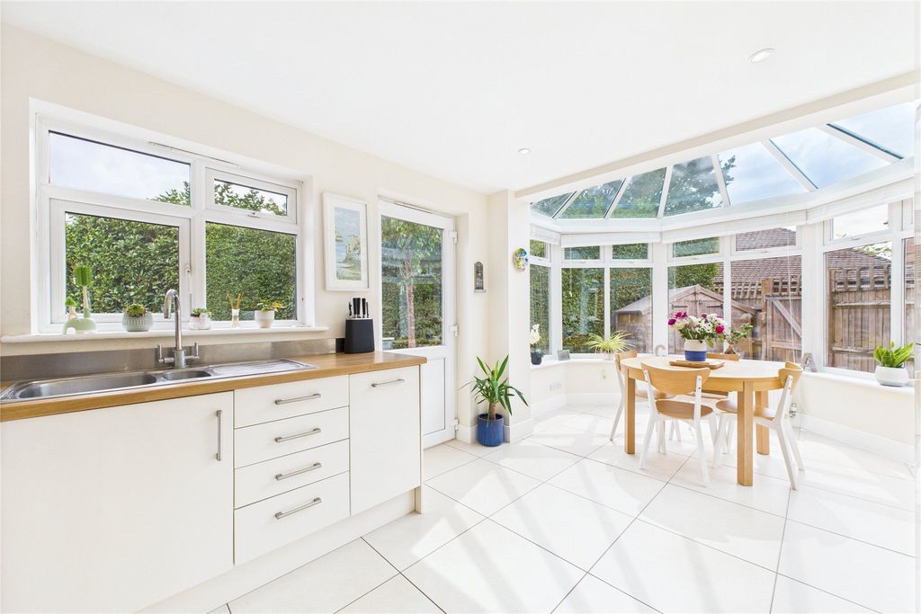 Property photo 3 of 16 Picture No. 34
