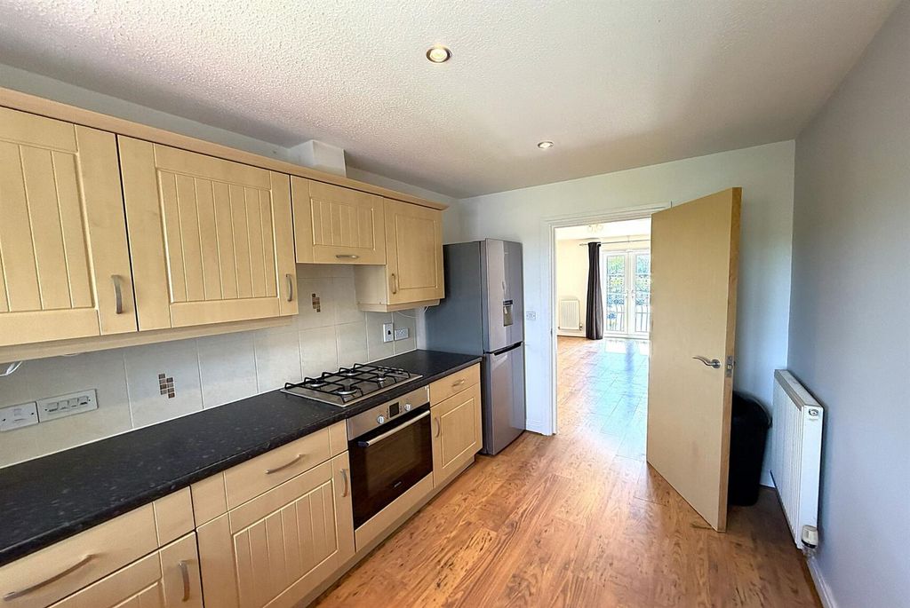 Property photo 3 of 9 Kitchen 2nd.Jpg