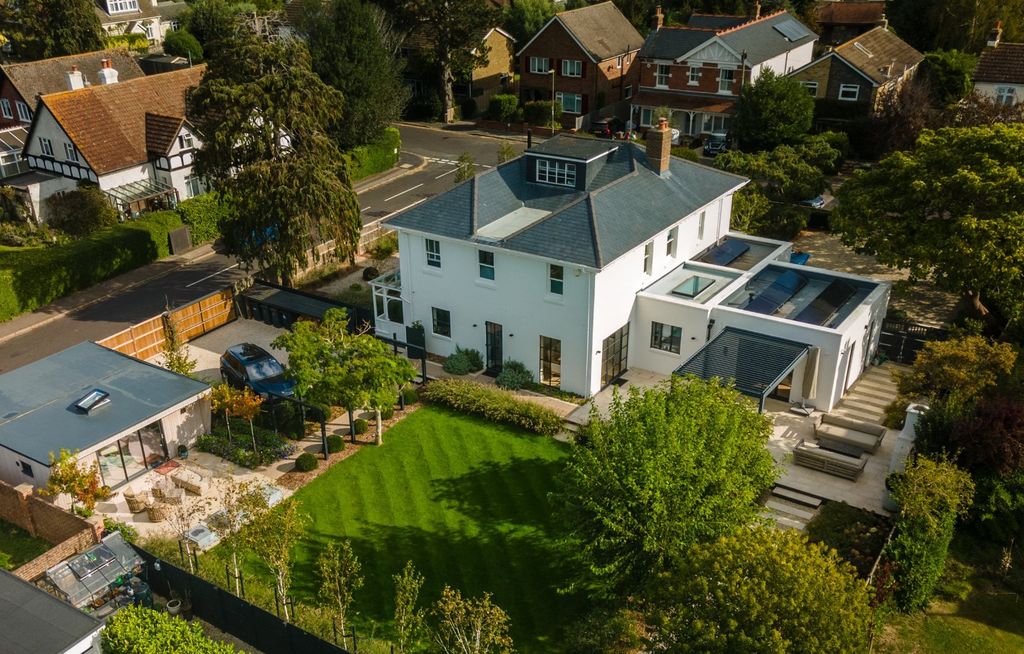 Property photo 1 of 31 Picture No. 41