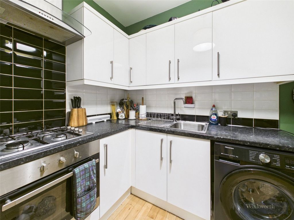 Property photo 2 of 9 Picture No. 06