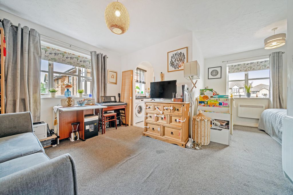 Property photo 3 of 17 1467407-14-6A1855...