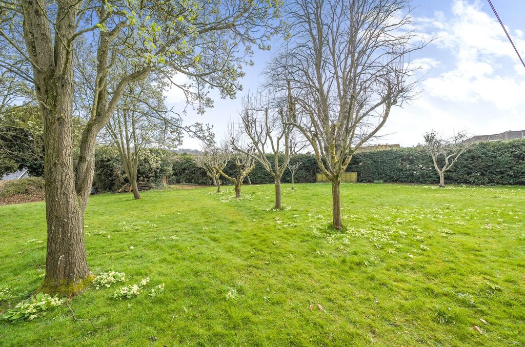Property photo 2 of 45 Picture No. 40