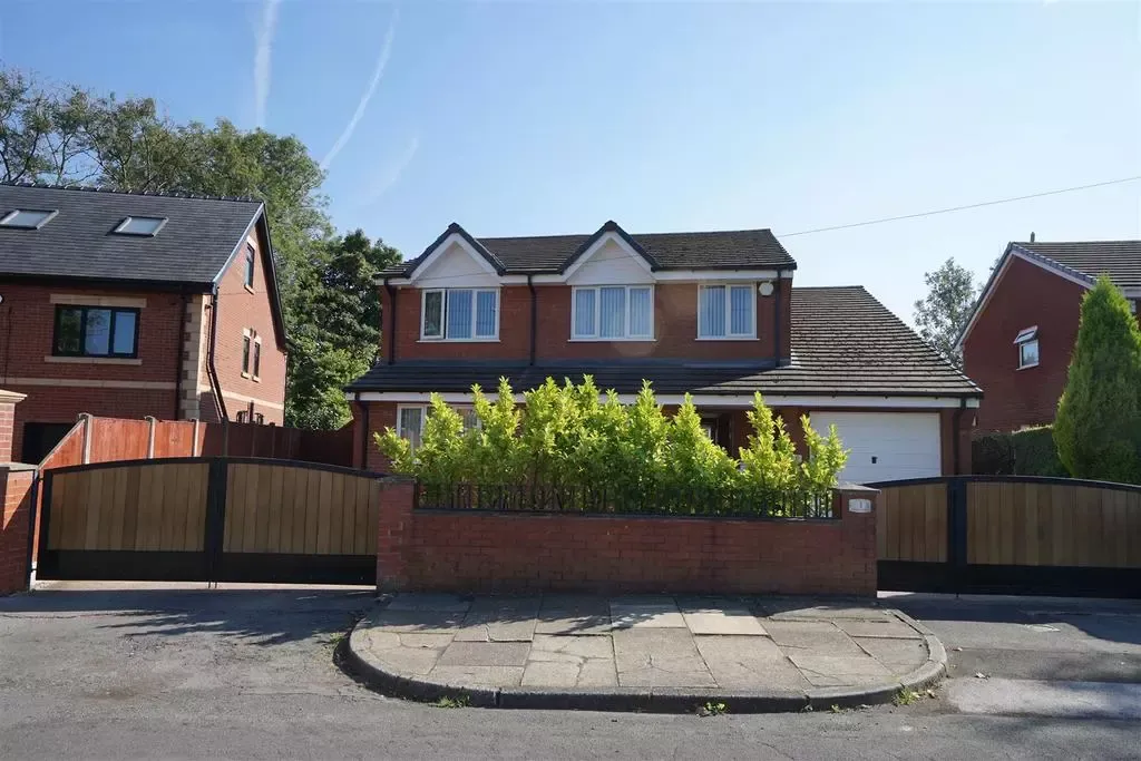 Property photo 2 of 53