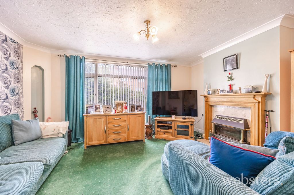 Property photo 3 of 23