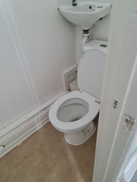 Property photo 3 of 3