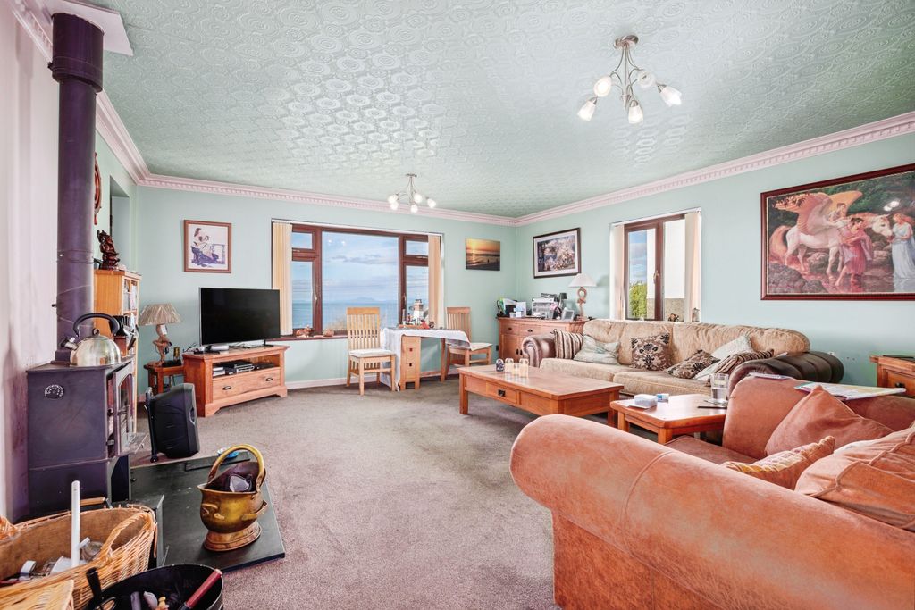 Property photo 2 of 15 Living Room