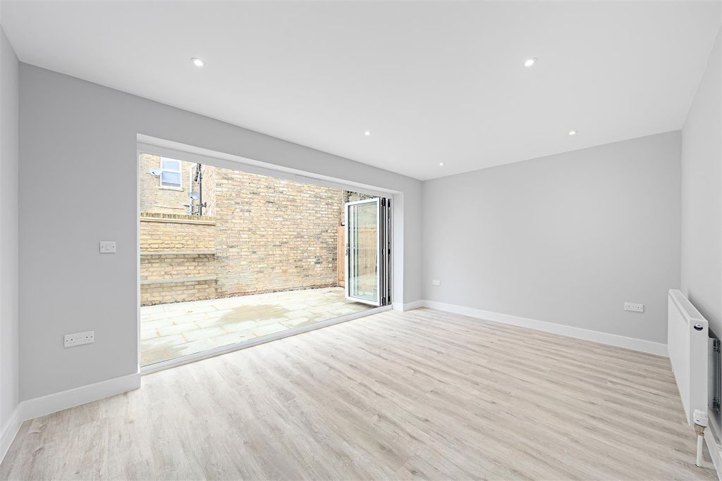 Property photo 3 of 16 094A5252.Jpg