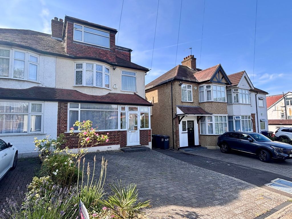 Property photo 1 of 18 External Front