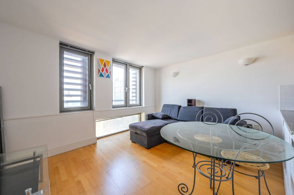 Property photo 1 of 7