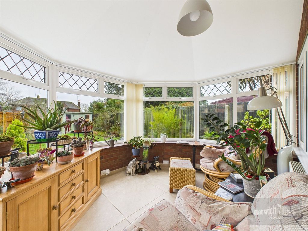 Property photo 3 of 19 Picture 3