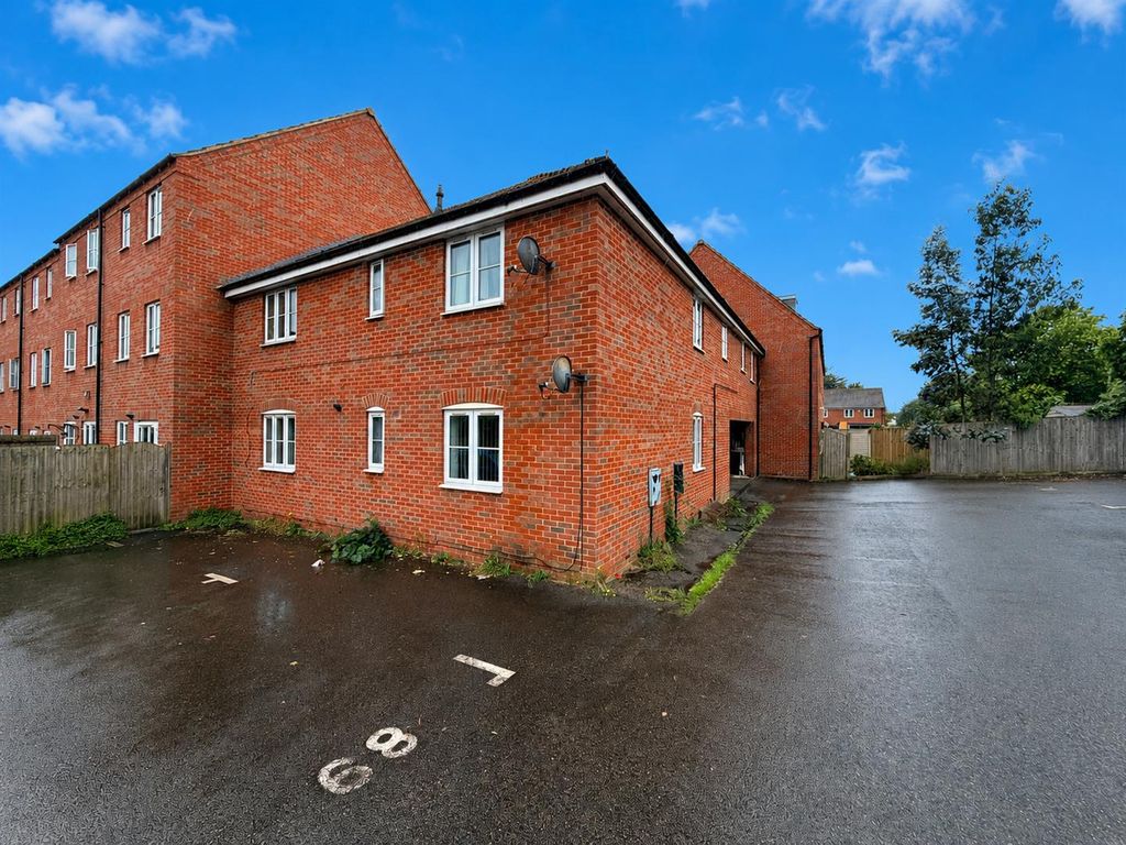 Property photo 1 of 16 763366.Png