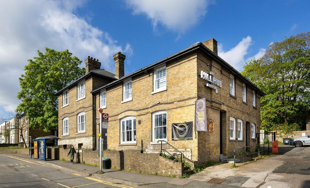 Property photo 3 of 20 Img_1045.Jpg