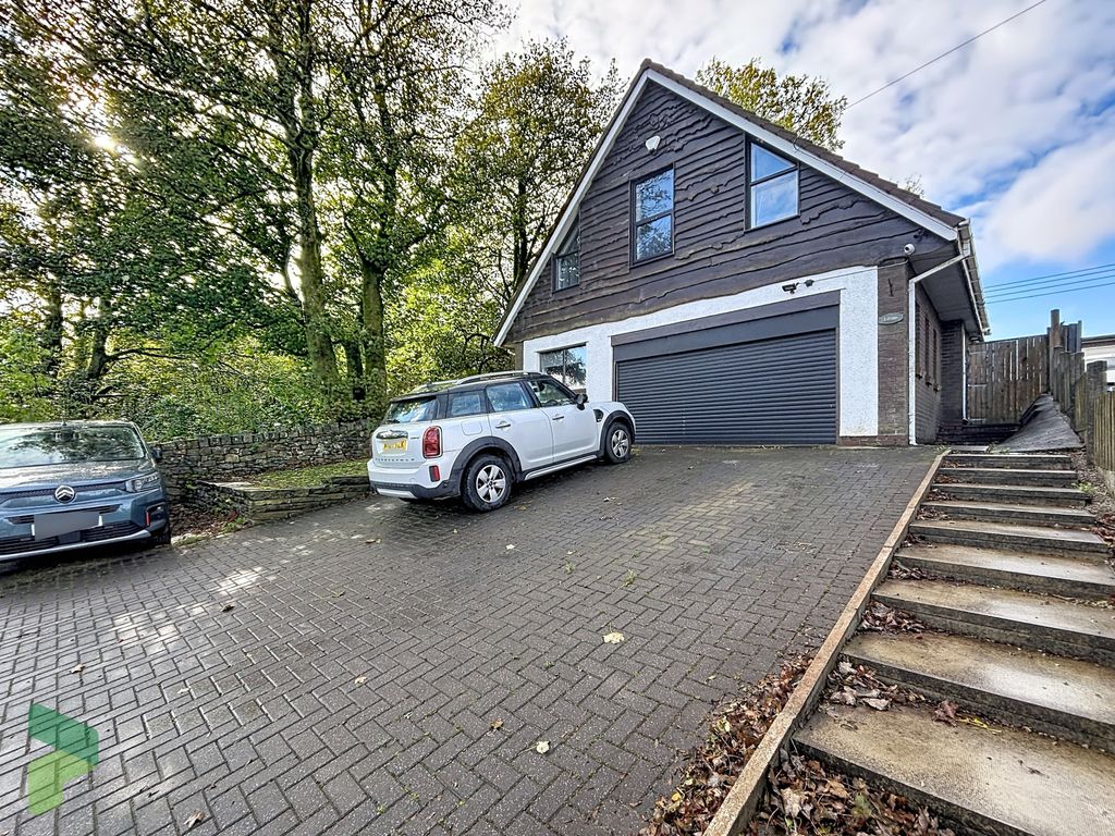 Property photo 1 of 28 Front Exterior