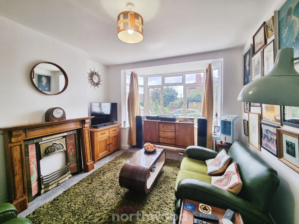 Property photo 3 of 25