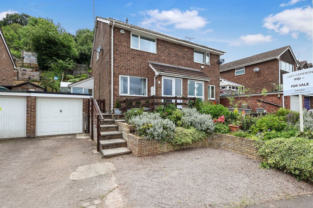 Property photo 1 of 19