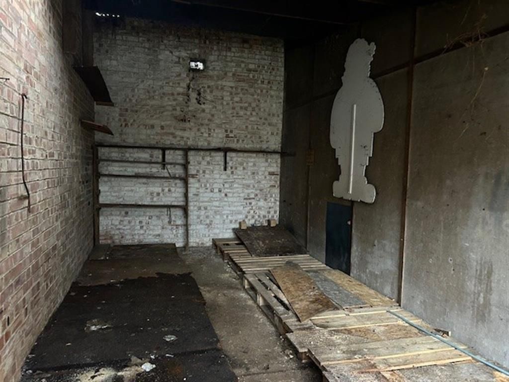 Property photo 3 of 6