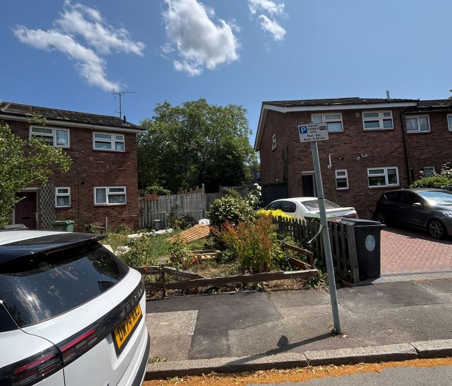 Property photo 3 of 12