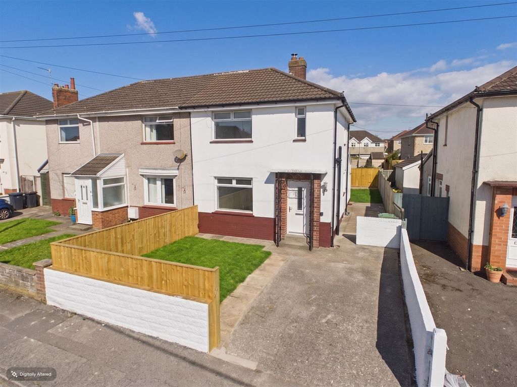 Property photo 1 of 23