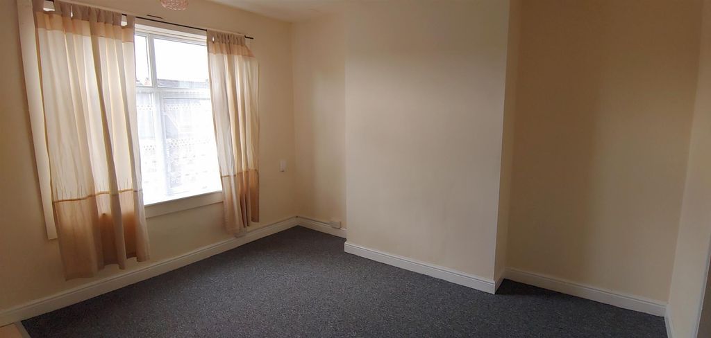 Property photo 2 of 5 2.Jpg