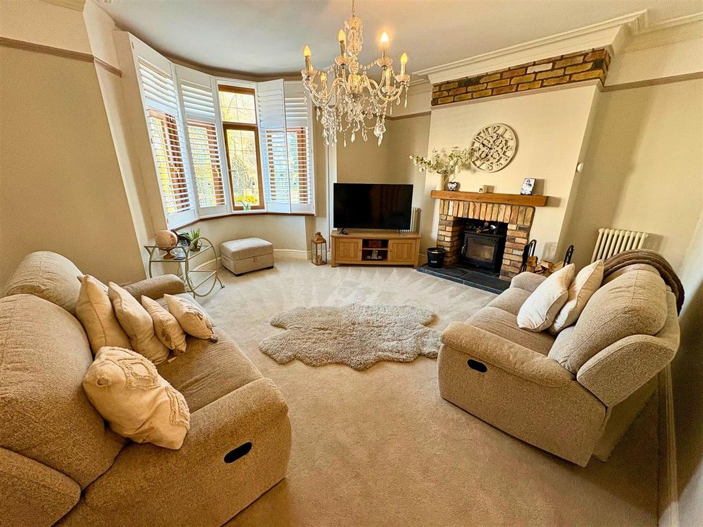 Property photo 1 of 38 Lounge A (Edit).Jpg