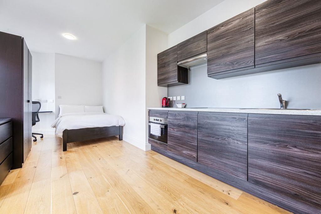 Property photo 3 of 6 S30 Lo-Res-2.Jpg