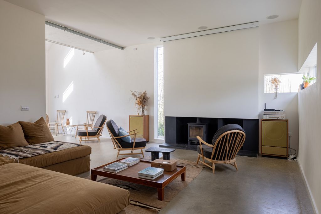 Property photo 3 of 31 337958 - Tmh_Little_Florence_Farm_Iden_Tn31_7Pr-14.Jpg