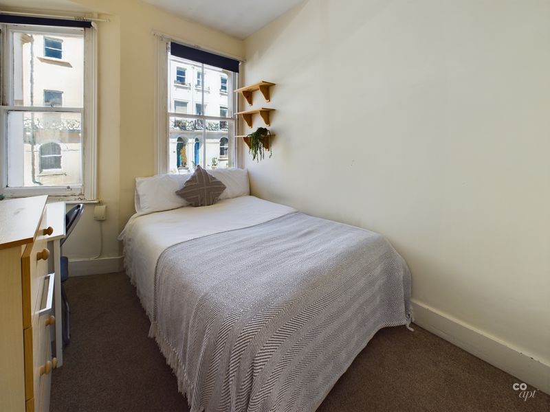 Property photo 2 of 7 Photo 2