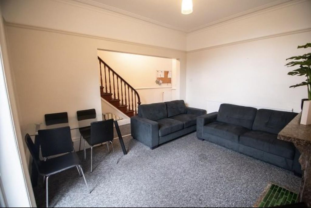 Property photo 2 of 18 2.Png