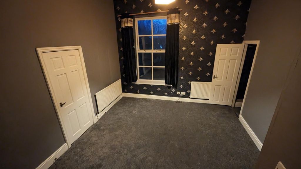 Property photo 1 of 12 Reception Room