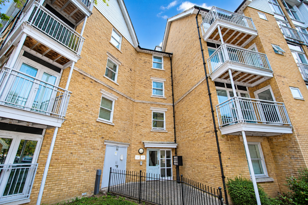 Property photo 1 of 15